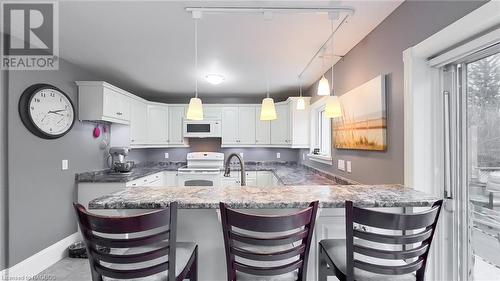 201 2Nd Avenue, Chesley, ON - Indoor Photo Showing Kitchen