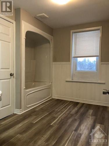 Unit 31 - 31 Townline Road E, Carleton Place, ON - Indoor Photo Showing Bathroom