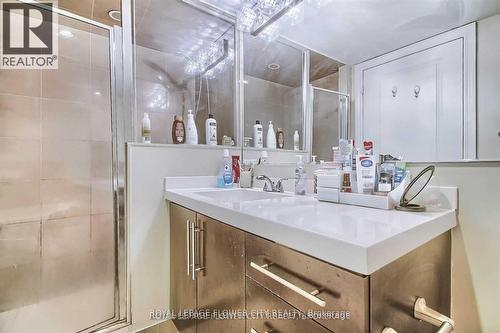 #1027 -500 Doris Ave, Toronto, ON - Indoor Photo Showing Bathroom