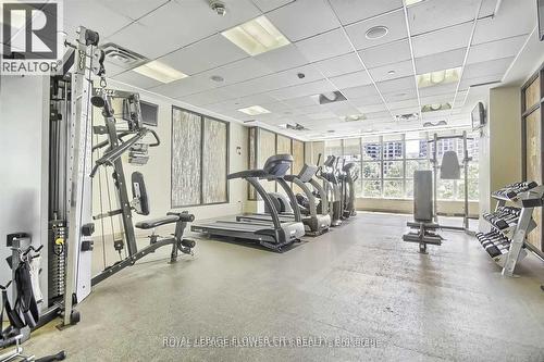 #1027 -500 Doris Ave, Toronto, ON - Indoor Photo Showing Gym Room