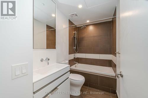 1503 - 197 Yonge Street, Toronto, ON - Indoor Photo Showing Bathroom