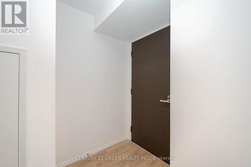 1503 - 197 Yonge Street, Toronto, ON - Indoor Photo Showing Other Room