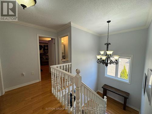 33 Cumming Dr, Barrie, ON - Indoor Photo Showing Other Room