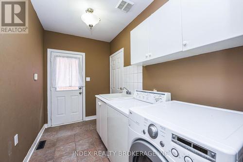 32 Charger Lane, Brampton, ON - Indoor Photo Showing Laundry Room