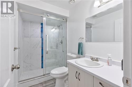 21 Dustin Drive, Petawawa, ON - Indoor Photo Showing Bathroom