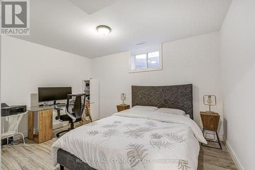 16 Fisher St, Brantford, ON - Indoor Photo Showing Bedroom
