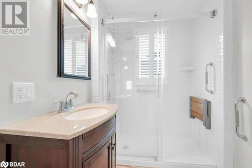 184 Bleecker Avenue, Belleville, ON - Indoor Photo Showing Bathroom