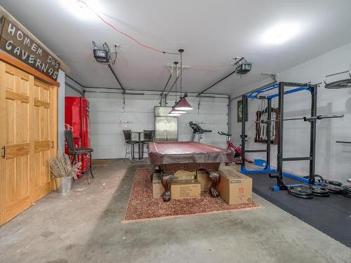 428 Mallard Road, Kamloops, BC - Indoor Photo Showing Garage