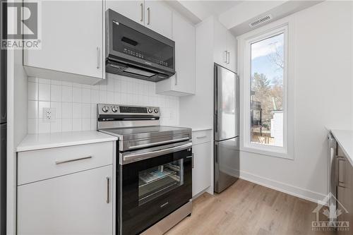 51 Jolliet Avenue Unit#1, Ottawa, ON - Indoor Photo Showing Kitchen
