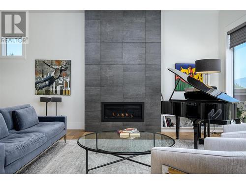 257 Ashcroft Court, Vernon, BC - Indoor Photo Showing Living Room With Fireplace