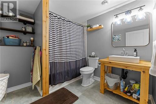 5 Terrance Drive, Petawawa, ON - Indoor Photo Showing Bathroom