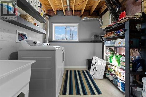 5 Terrance Drive, Petawawa, ON - Indoor Photo Showing Laundry Room