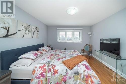 2650 Alta Vista Drive, Ottawa, ON - Indoor Photo Showing Bedroom