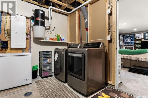 103 Vestor Drive, Pilot Butte, SK - Indoor Photo Showing Laundry Room