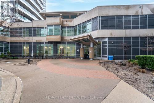 #104 -1 Elm Dr W, Mississauga, ON - Outdoor