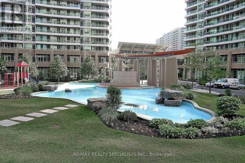 #104 -1 Elm Dr W, Mississauga, ON - Outdoor With In Ground Pool