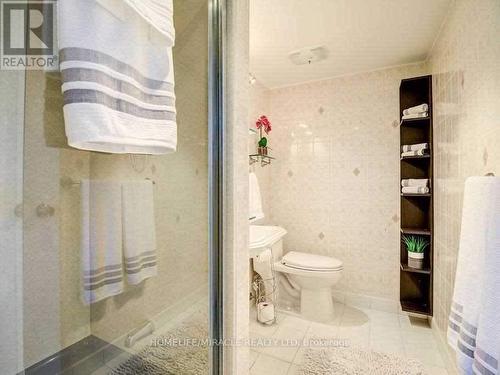 #803 -2556 Argyle Rd, Mississauga, ON - Indoor Photo Showing Bathroom