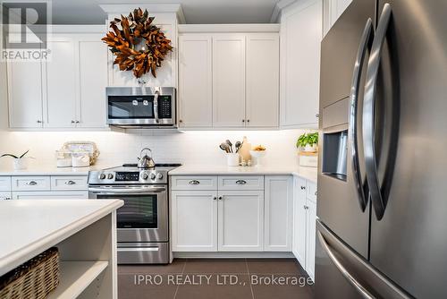 207 - 135 Orr Street, Cobourg, ON - Indoor Photo Showing Kitchen With Upgraded Kitchen