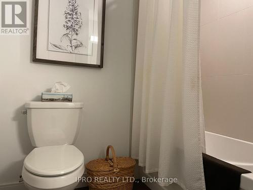 207 - 135 Orr Street, Cobourg, ON - Indoor Photo Showing Bathroom