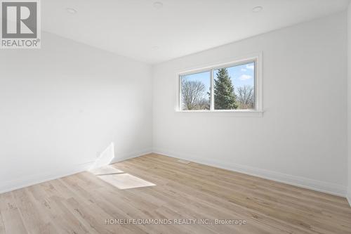 #Main -538 Lloyd Ave, Welland, ON - Indoor Photo Showing Other Room