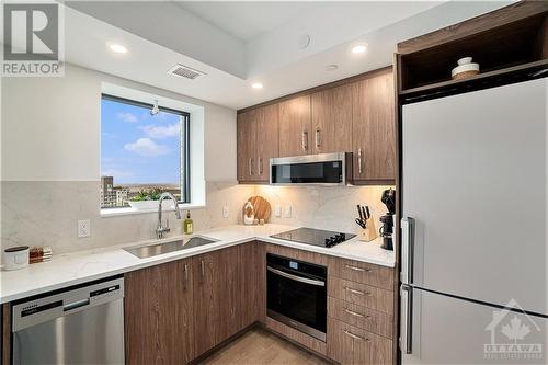340 Queen Street Unit#2311, Ottawa, ON - Indoor Photo Showing Kitchen With Upgraded Kitchen