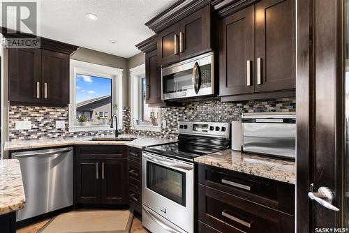 3510 Green Marsh Crescent, Regina, SK - Indoor Photo Showing Kitchen With Upgraded Kitchen