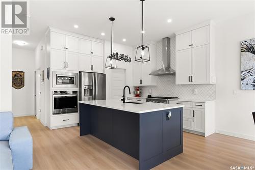 5448 Boyer Bay, Regina, SK - Indoor Photo Showing Kitchen With Upgraded Kitchen