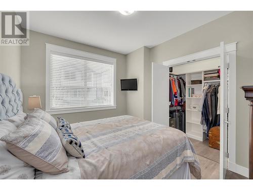 2405 Tallus Green Crescent Unit# 9, West Kelowna, BC - Indoor Photo Showing Bedroom