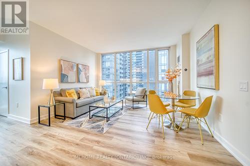 #706 -85 Queens Wharf Rd, Toronto, ON - Indoor