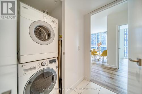 #706 -85 Queens Wharf Rd, Toronto, ON - Indoor Photo Showing Laundry Room