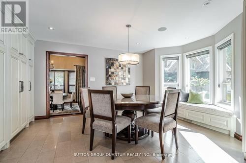 2260 Highriver Crt E, Mississauga, ON - Indoor Photo Showing Dining Room