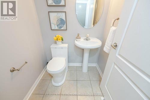 1658 Clark Boulevard, Milton, ON - Indoor Photo Showing Bathroom