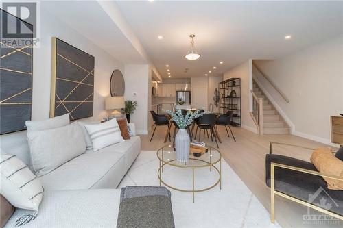 41 Bachman Terrace, Ottawa, ON - Indoor Photo Showing Living Room
