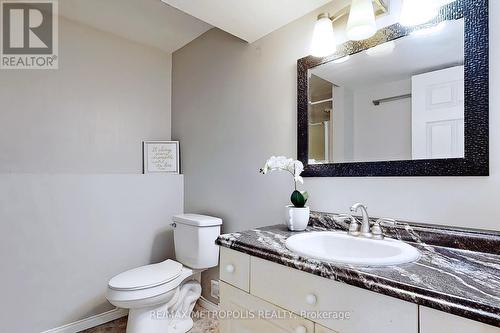#48 -325 Lighthouse Rd, London, ON - Indoor Photo Showing Bathroom