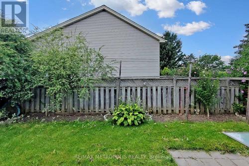 #48 -325 Lighthouse Rd, London, ON - Outdoor