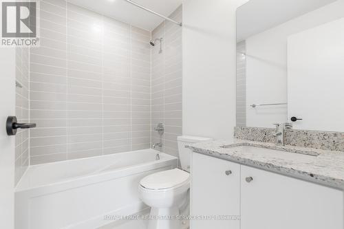 305 - 335 Wheat Boom Drive, Oakville, ON - Indoor Photo Showing Bathroom