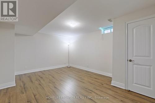 211 Coons Road, Richmond Hill, ON - Indoor Photo Showing Other Room