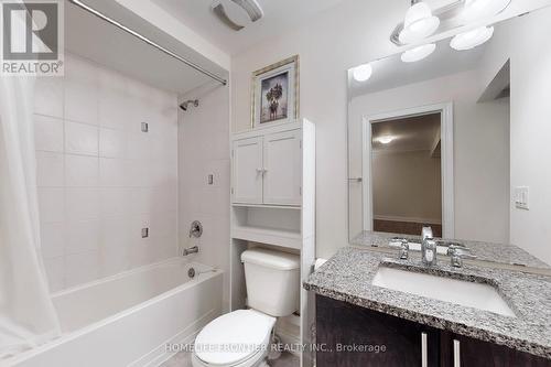 211 Coons Road, Richmond Hill, ON - Indoor Photo Showing Bathroom