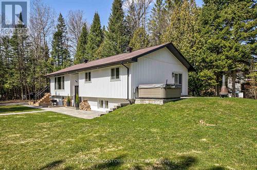 1399 Gill Road, Springwater, ON - Outdoor