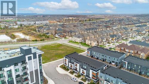 #63 -85 Grovewood Common, Oakville, ON - Outdoor With View