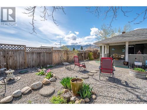 1298 Government Street, Penticton, BC - Outdoor