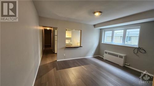 329 Richelieu Avenue, Ottawa, ON - Indoor Photo Showing Other Room