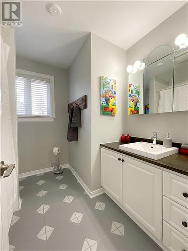 429 Theriault Street, Hawkesbury, ON - Indoor Photo Showing Bathroom