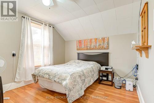 1405 King Street E, Cambridge, ON - Indoor Photo Showing Bedroom