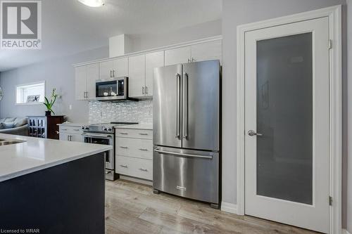 12 Tamarack Way Sw, Simcoe, ON - Indoor Photo Showing Kitchen With Upgraded Kitchen