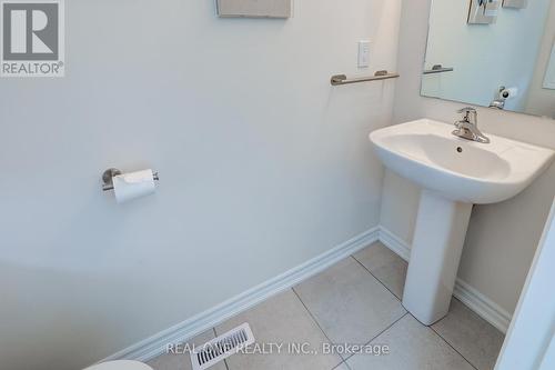 148 Hawkins Street, Georgina, ON - Indoor Photo Showing Kitchen With Double Sink