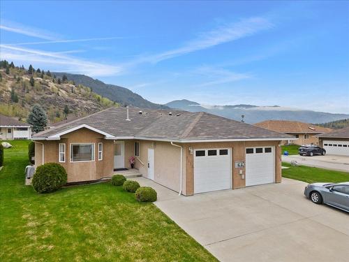 7116 Wright Way, Trail, BC - Outdoor