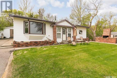 100 6Th Street, Buena Vista, SK - Outdoor