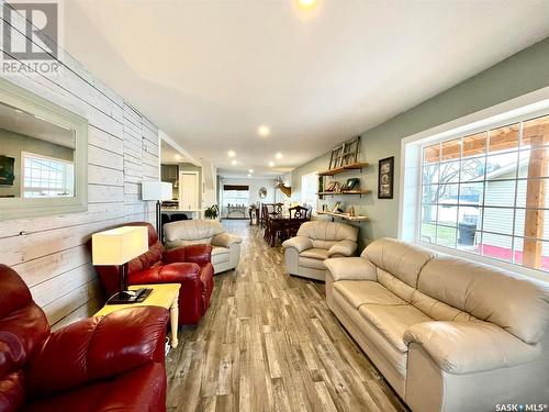 2917 Albert Street, Carrot River, SK - Indoor Photo Showing Living Room