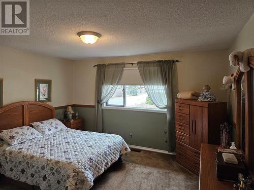 511 2Nd Avenue, Keremeos, BC - Indoor Photo Showing Other Room